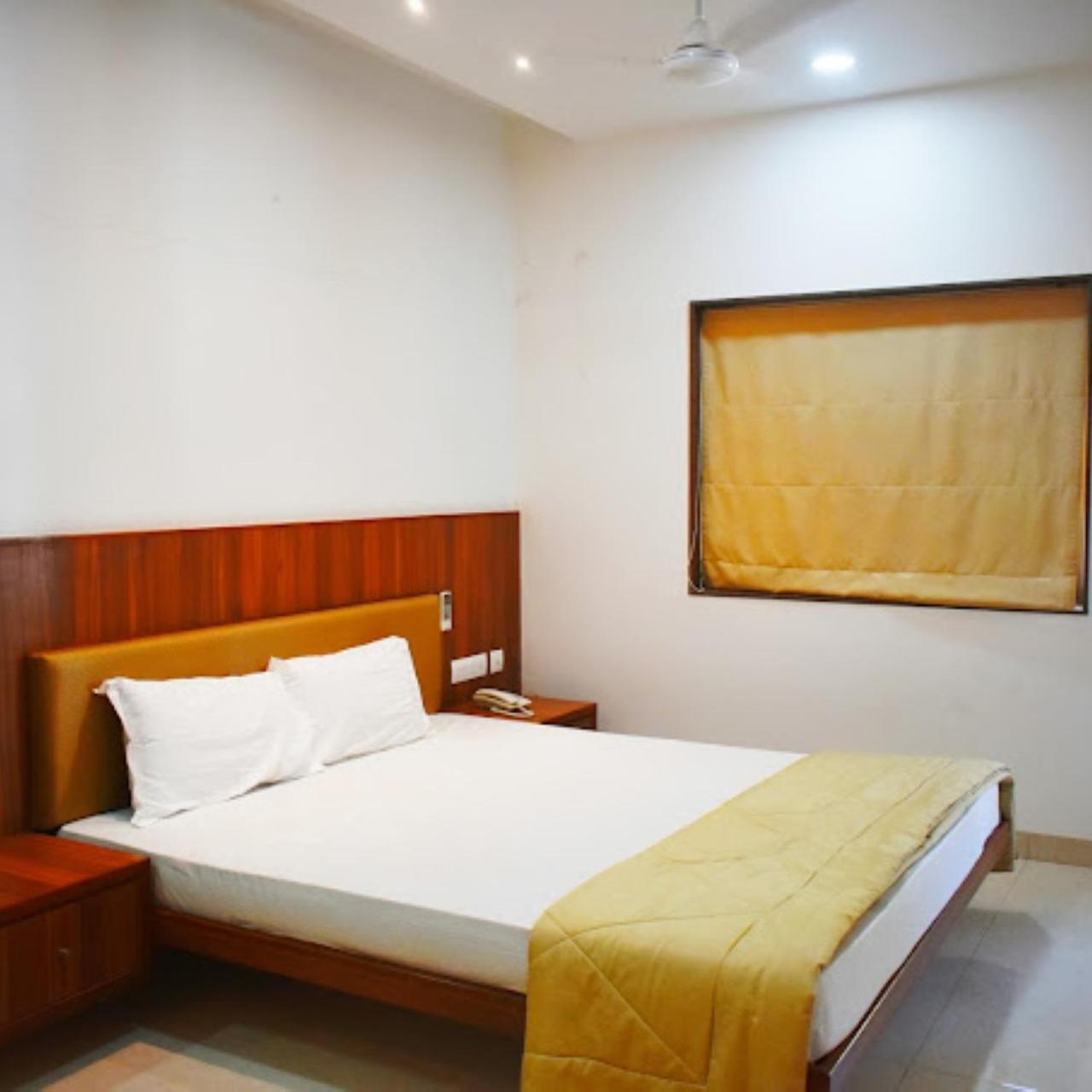 Hotel Anjali Palace Bhuj Exteriér fotografie