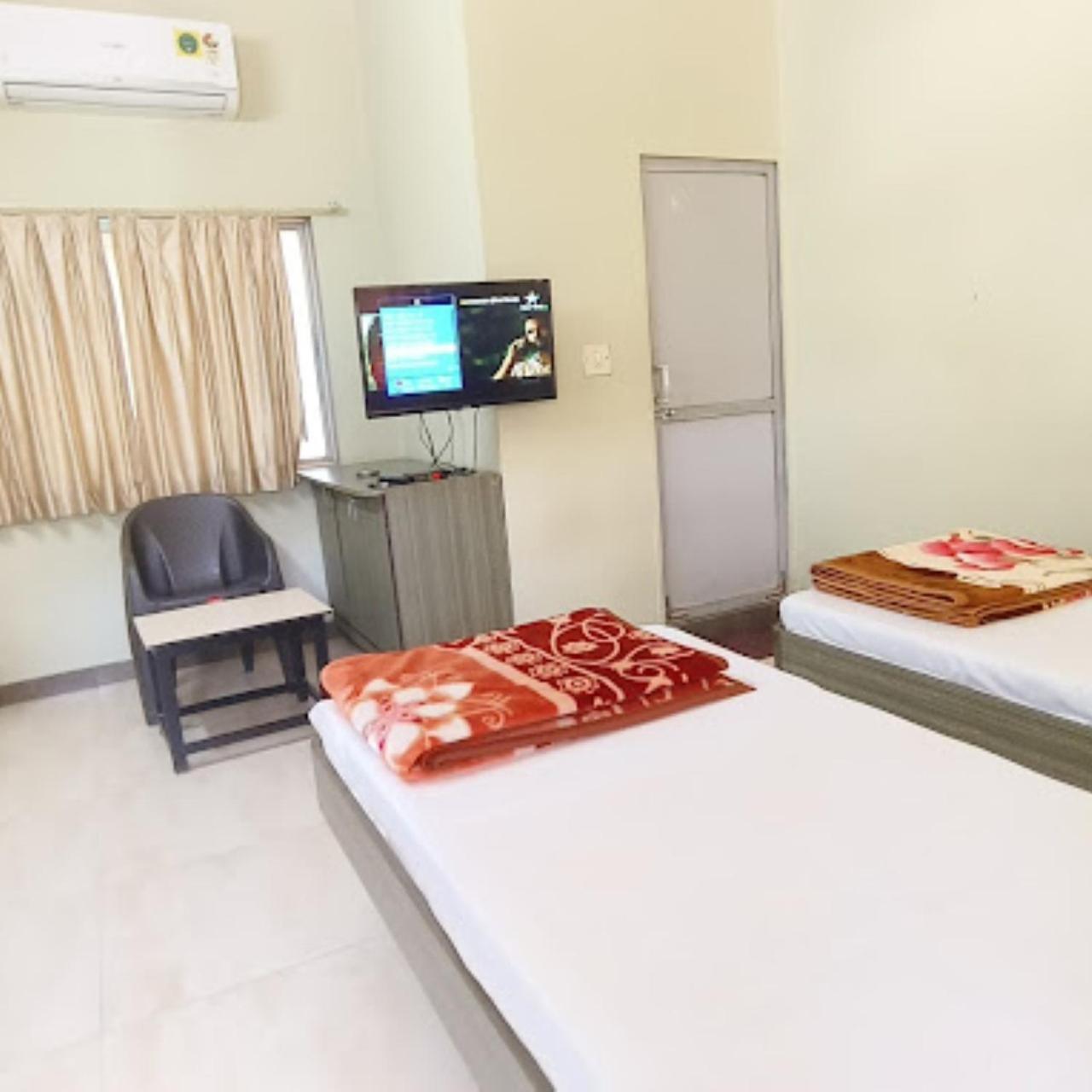 Hotel Anjali Palace Bhuj Exteriér fotografie
